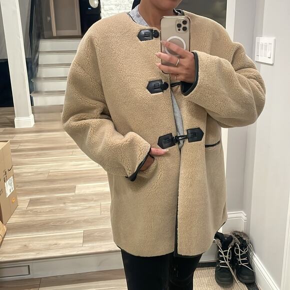 Rebecca Minkoff Shearling Toggle Jacket in Natural Sz L NWT - Picture 4 of 8